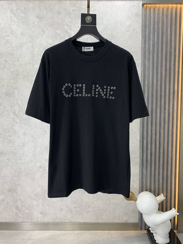 Celine 面料采用26S双股百分百纯棉sorona面料 全新升级面料手感细腻度远超市面普通面料 整件衣服工序繁杂 裁片粘衬全部激光电脑排版切割开孔 背后增加