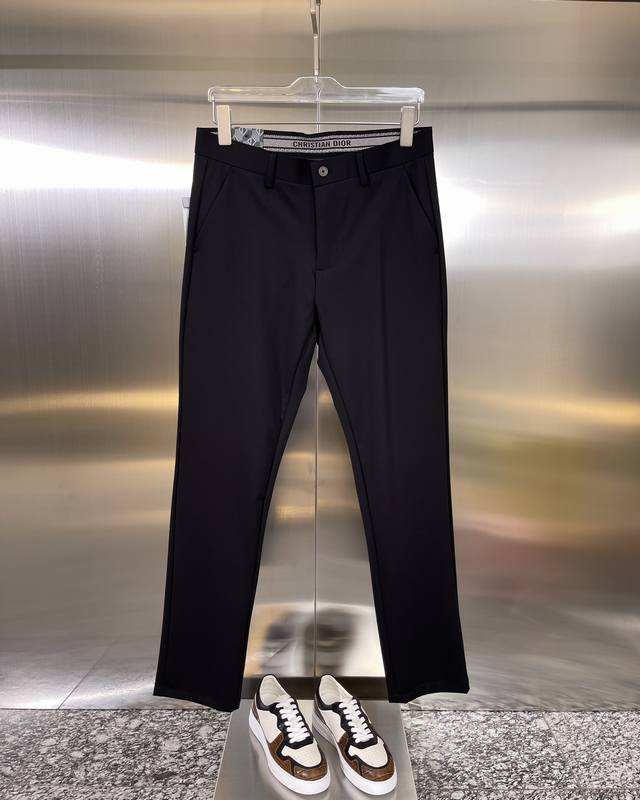 Dior迪奥 款式：男款薄款高端休闲裤西裤长裤men‘S Pants Size ：29 30 31 32 33 34 35 36 38 40 - 点击图像关闭