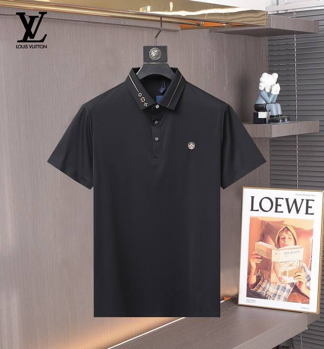 Lv 高端商务 白领 单位人士必入单品！ 无痕压胶冰丝休闲商务短袖polo，科技面料，冰丝无痕，体感非常棒，手感顺滑质感很棒！弹性好，无任何束缚感，面料自带透气