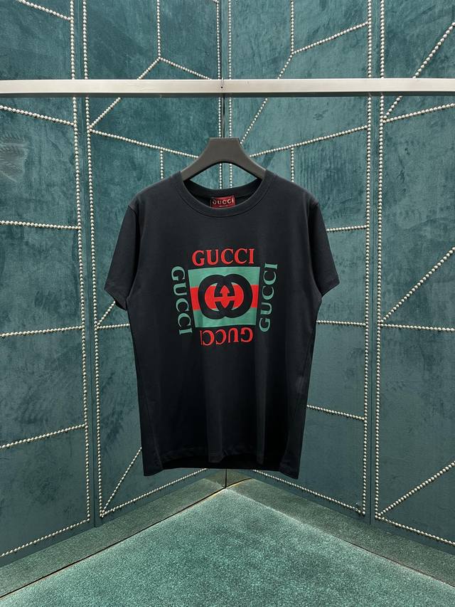 G家 24Ss春夏新款单品出自gucci Lido系列，设计灵感源自意大利海岸的夏日风情和海滩俱乐部。早秋系列以现代视角焕新诠释品牌经典设计元素和精致图案。这款