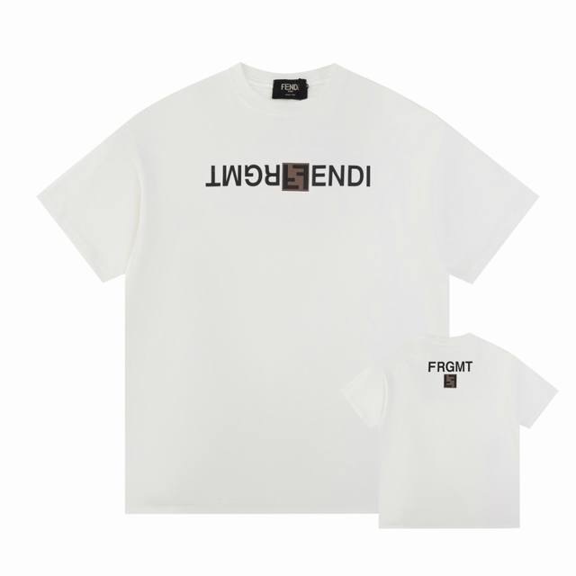 Fendi X Frgmt联名短袖s-Xi 面料采用270克双面布 以及1*1双纱罗纹270克 质感十足 舒适 亲肤 工艺采用厚版印花 前后印17次 不断尝试不