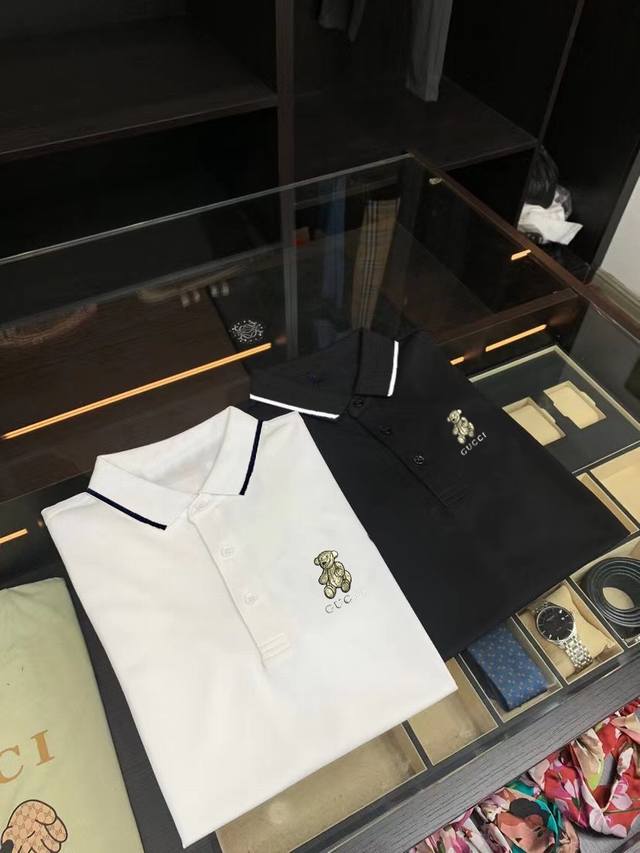 24新季gucci古奇 春夏标志性元素 标志专柜最新工艺 简约不简单得体大方polo爆款推荐 经典黑白撞色领 奢华爆款polo系列莱赛尔丝光珠地棉 短袖2022