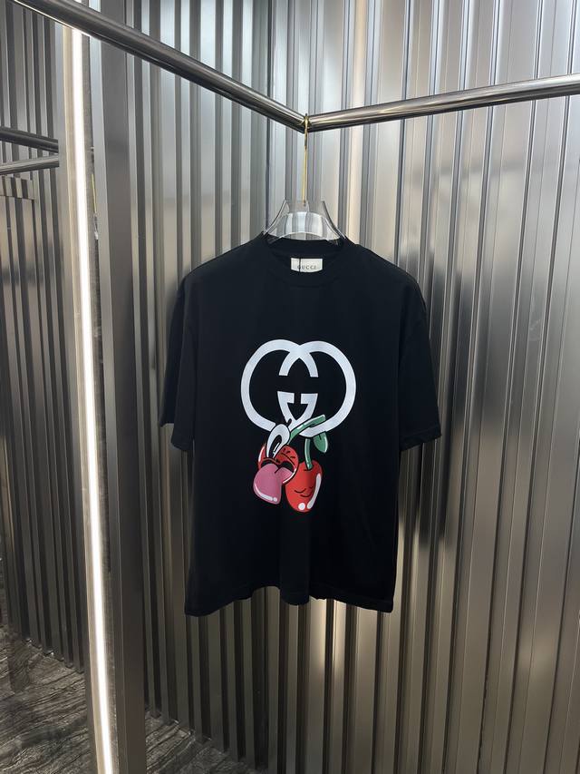 Gucci*新款印花t恤 颜色：黑色 白色 尺码：M~2Xl