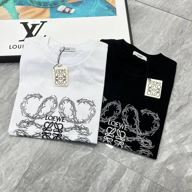 Loewe 罗意威 2024春夏新品 三标齐全 圆领短袖t恤 好货不用过多介绍 看细节 专柜码数：S-Xl 175 140建议m