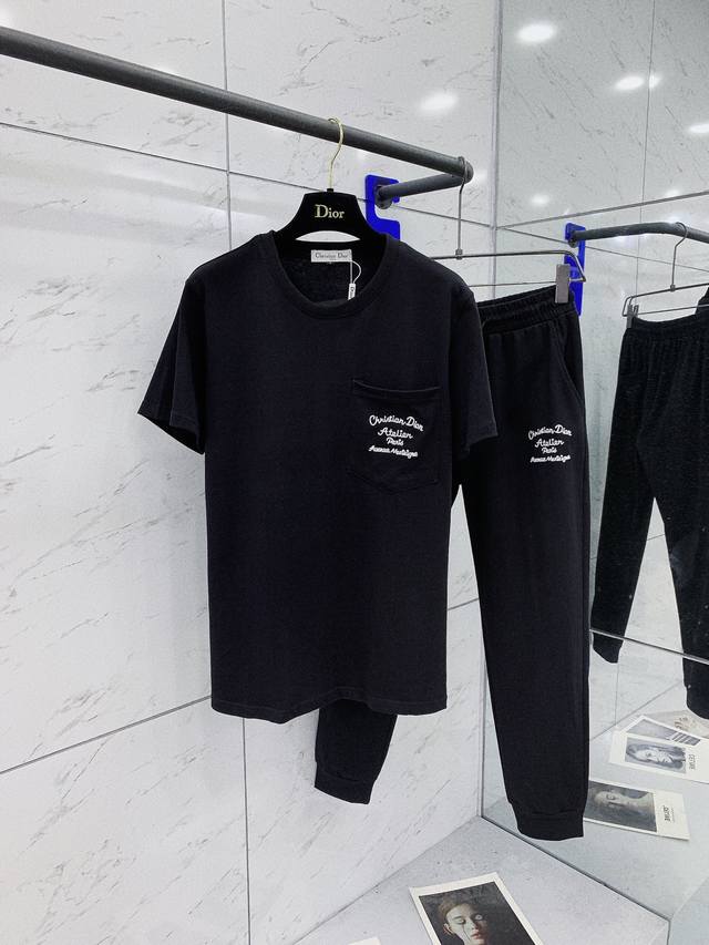 Dior Homme 迪奥 桀傲 2023Ss春夏新品 Go 运动休闲套装，甄选优质面料打造，舒适透气，质地超赞，客供五金辅料装饰，运动休闲于一身，无可挑剔的一