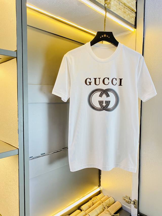 穿240斤 胖子福音 情侣款 码数：M-6Xl 古奇gucci 原单品质 2024最新款 男装短袖t恤 衣服 精选专柜订制顶级丝光棉进口面料 所有细节做工完美1