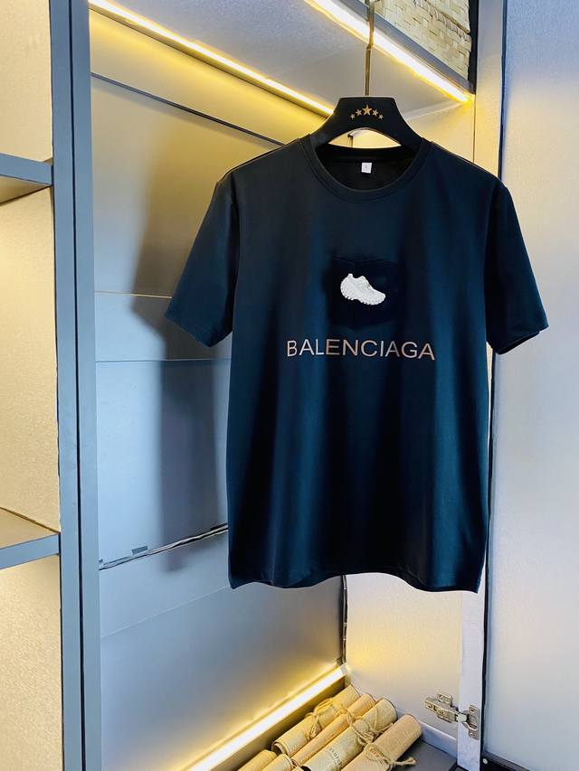 穿240斤 胖子福音 情侣款 码数：M-6Xl 巴黎世家balenciaga 原单品质 2024最新款 男装短袖t恤 衣服 精选专柜订制顶级丝光棉进口面料 所有