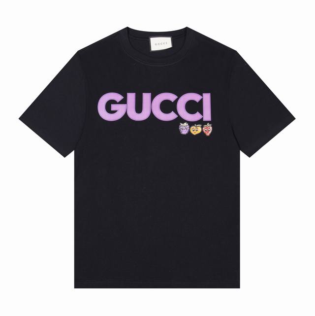 古奇 Gucci 24S S 春夏短袖t恤 颜色鲜艳 顶级草莓印花logo32支双纱重磅300克纯棉面料 颜色 黑色 白色 码数 S M L Xl Xxl 五码