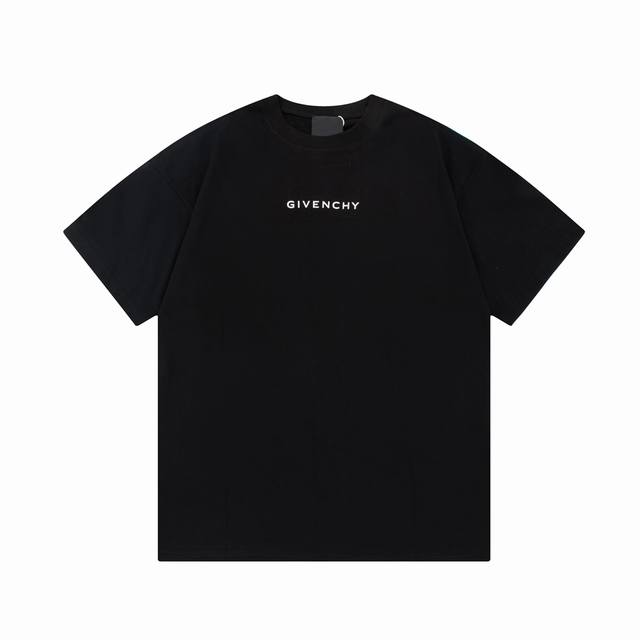 Givenchy 纪梵希 经典字母后幅残缺logo印花 标识精致升级，灵感源自八十年代复古 原版面料 官方同款 短袖t恤 定制260克同缸染面料 手感非常舒服