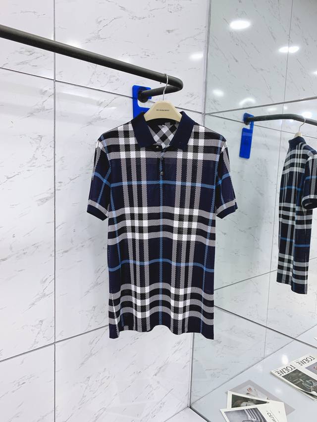 Burberry 巴宝莉 2024Ss春夏新品 Go 经典格纹商务休闲短tee，进口丝光棉活性3D数码印花工艺打造，客供五金装饰辅料，辨识度极高，色彩鲜明，上身