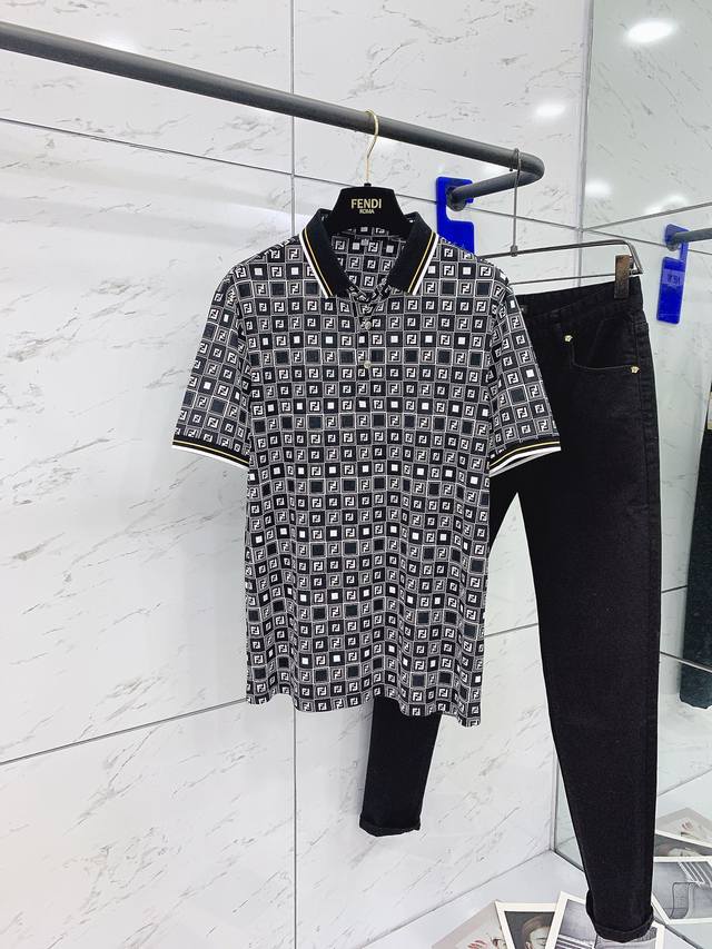 Fendi 芬迪 2024Ss春夏新品 时尚休闲短tee，客供订织螺纹，进口丝光棉活性3D数码印花工艺打造，衣身满印标识，辨识度极高，色彩鲜明，上身贴身舒适，时