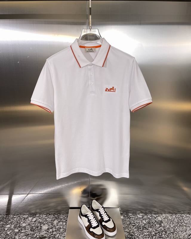 Hermes 爱马仕 款式：男款短袖翻领短袖polo马球t恤衫t-Shirt 经典标志性logo，简约大气，时尚百搭，品相更是无法挑剔，面料这块品质也是一如既往