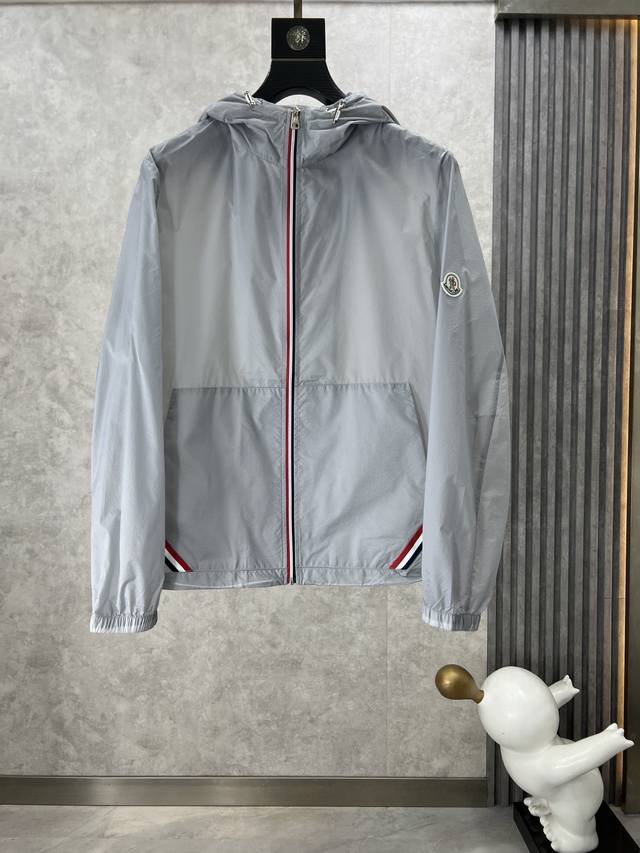 Moncler 蒙口 2024春夏新款系列-原单面料皮肤衣 防晒服 作为一个历经百年的奢侈品牌 时至今日 依然热度不减 靠的不单单只是他的口碑 更还有的是他的款