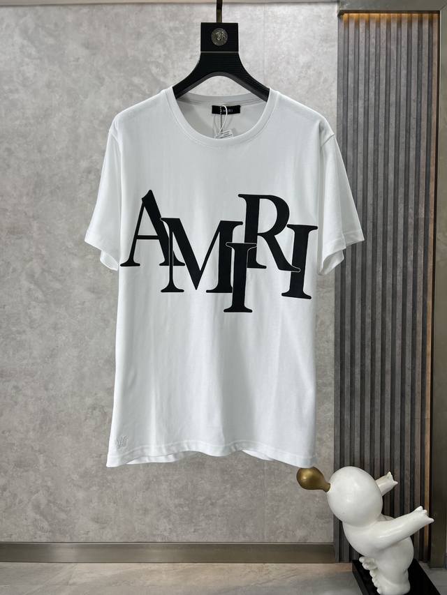 Amiri 2024年春季新品男装 棉质撞色logo印花t恤 舒适透气棉质面料，正面刺绣logo印花工艺点缀，圆领短袖t恤，宽松版型。 颜色：黑色 白色 蓝色