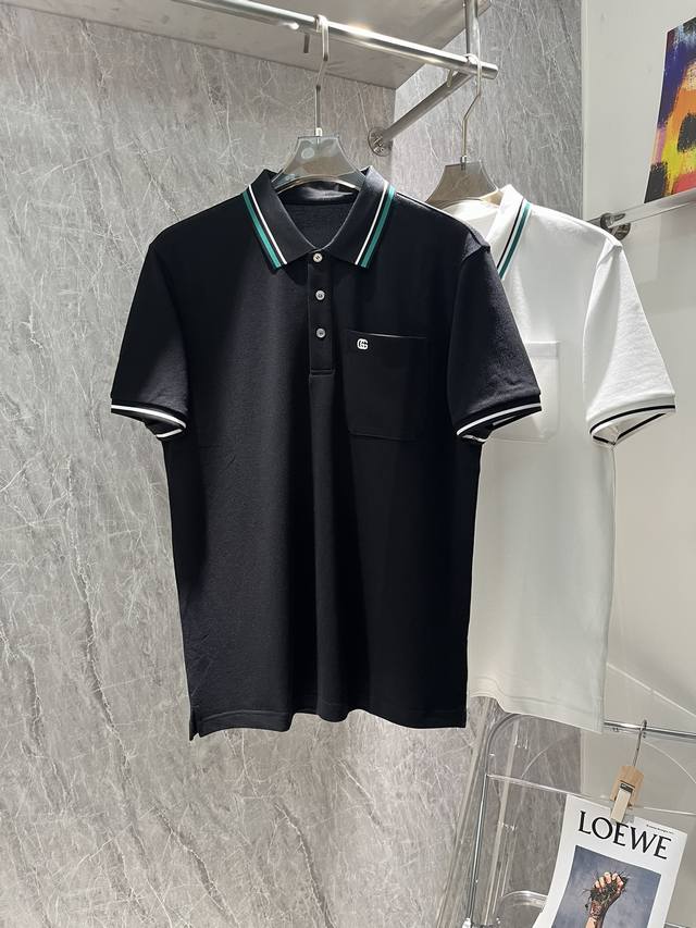 Gucci 2024Ss夏季新款 Logo男士翻领polo衫！经典商务男款，高端男装的天花板级别的商务男款！简约时尚大气不失优雅，单穿内搭体面过人，品质控 细节