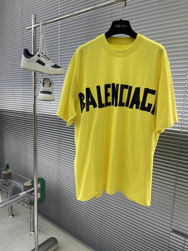 Balenciag 2024Ss春夏新款半袖 爆款定制纯棉面料 采用立体绣花工艺 立体清晰可见 面料舒适质感 码数：S-Xl