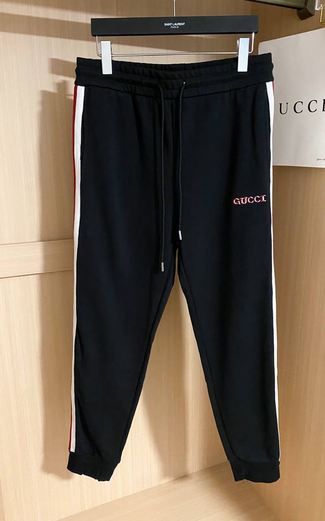 24Ss新款长裤 Gucci 字母logo刺绣＋红白条织带拼接设计 定制纯棉面料420克重 男女同款 图片色 Xs～L