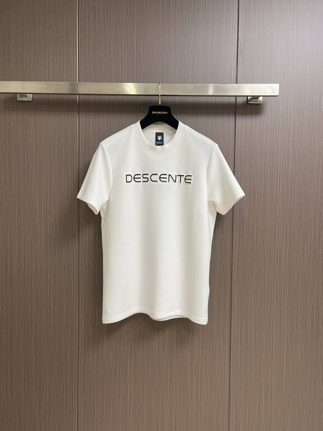 Descente 迪桑特经典基础印花款男女情侣百搭同款短袖t恤 重磅270G定制32支原版面料，采用定制定染高克重原版面料，螺纹舒适不变形，质感无敌-1: 1原