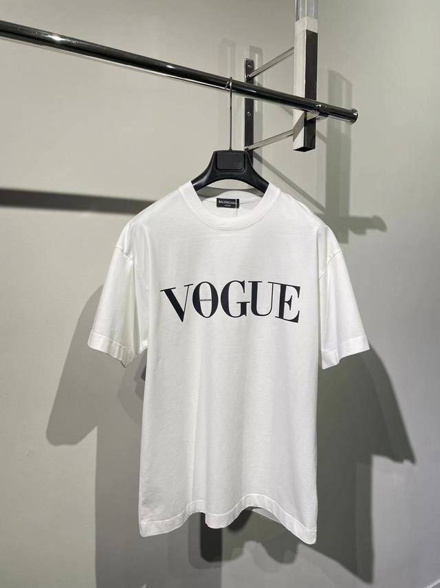 巴黎世家 Vogue联名巴黎灯塔印花t恤 280G纯棉面料 宽松版型 必入款。白色 男女同款 码数s-Xxl