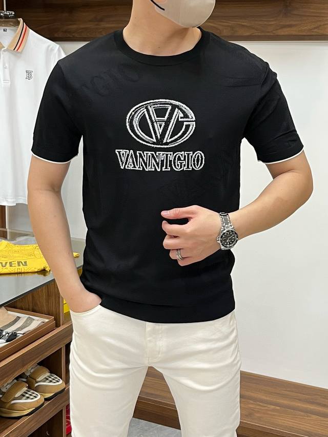 Valentino 华伦天奴-高级轻奢单品 2024Ss龙年夏季专柜时尚大爆款圆领t恤，休闲时尚外穿 内搭必备款，舒适好看上身可见 定制进口高端天丝面料，手感细