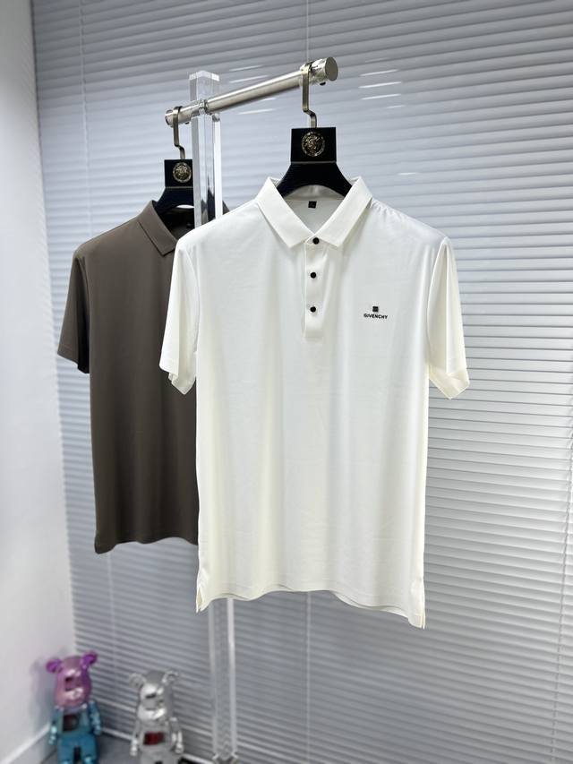 Giv*纪梵希 Ss24夏季新款翻领polo衫 雍容华贵的品牌风格，客供进口面料，手感丝滑细腻有光泽， 做出来的衬衫也是版型垂顺挺括，并且还抗皱抗起球，贴身穿着