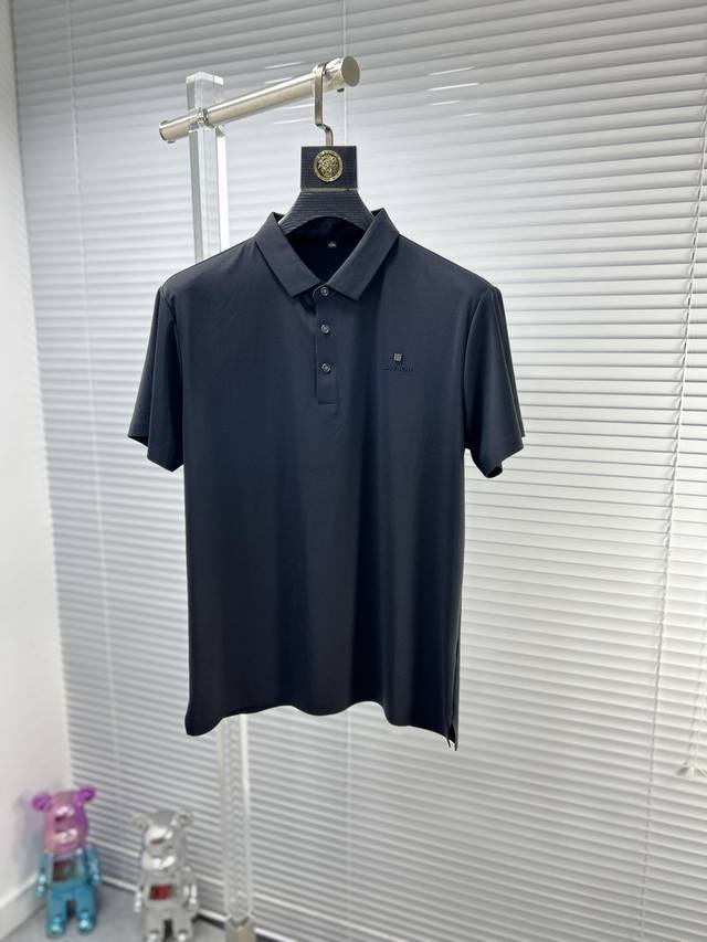 Giv*纪梵希 Ss24夏季新款翻领polo衫 雍容华贵的品牌风格，客供进口面料，手感丝滑细腻有光泽， 做出来的衬衫也是版型垂顺挺括，并且还抗皱抗起球，贴身穿着