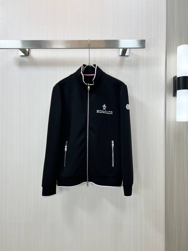 Moncler 蒙口 2024早秋新款男士休外套，百搭不限制年龄，胸前标识logo印花设计！无论你是轻熟还是喜欢潮风搭配妥妥的，拼接标志logo图案印花修饰，男