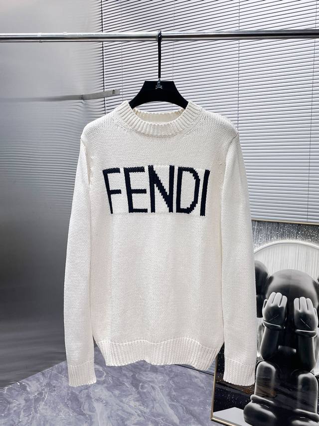 芬迪 Fendi 顶级版本 2024Ss早秋新款 羊毛混纺 圆领 长袖 毛衣 羊毛衫 打底衫，高端版本！专柜定制面料 透气舒适度高，细节无可挑剔，品牌元素设计理