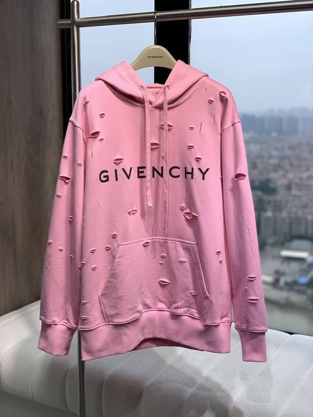 Givench*Y 纪梵-希，Fw新款连帽破洞卫衣，专柜同步在售， 定制棉质面料，内里短袖面料，外层卫衣面料，两层面料，原版刀割破洞设计，经典字母印花图案，三标