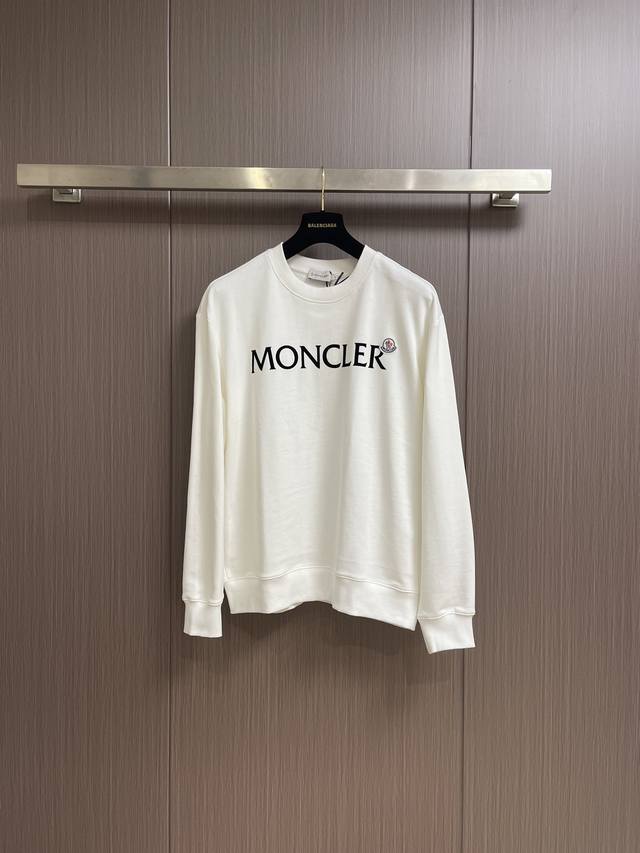 Moncler 2024Ss秋冬 简约轻奢的设计圆领卫衣 标志logo点缀 上身显年轻时尚 合体的剪裁 面料采用纯棉材质 早秋的厚度 舒适 透气 好搭配。尺码：