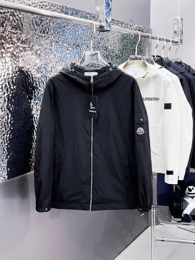 开秋爆款 蒙口 Moncler 官网同款，提前发售！2024Ss开秋新款男士夹克外套，原单三标齐全高端版本！带隐藏帽，专柜定制面料 透气舒适度高，细节无可挑剔，