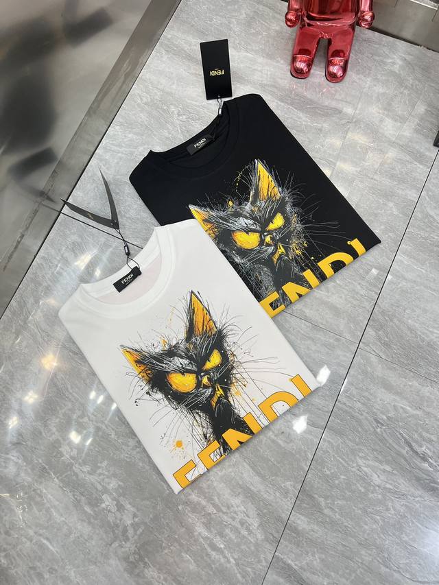 Fendi 芬迪 2024年春夏新品上新 三标齐全 圆领短袖t恤 好货不用过多介绍 看细节 专柜码数：M-Xxl 175 140建议m 码数偏大