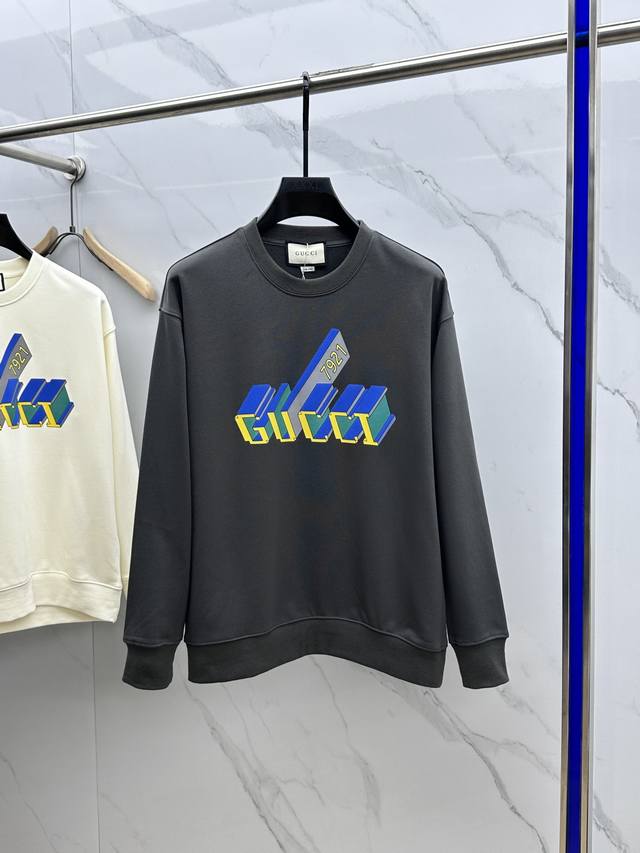 Gucci 古驰 24Ss新款字母logo压印情侣款圆领卫衣 原版毛圈面料 进口印花工艺 网红明星同款 高版本 面料采用420G双股大毛圈面料 手感非常舒服 时