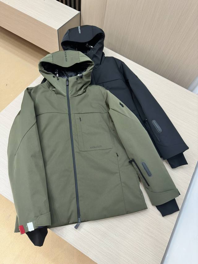 羽绒服 代工厂出口级别订单货品.品相完美.秋冬mon*Ler Grenble压胶滑雪羽绒服 彰显造型气质的不朽传奇.极致款的休闲户外型羽绒服,寒风凛冽的冬季让