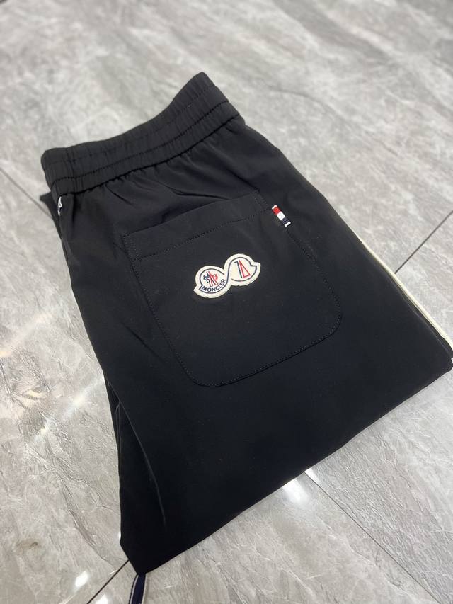 Moncler 蒙口 2024年春夏新品上新 三标齐全 松紧休闲裤 好货不用过多介绍 看细节 专柜码数：M-3Xl 175 140建议xl 07