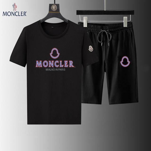 品牌 Moncler 蒙口 2024新款男士短袖短裤套装！官网同步销售！市面高端版本！手感细腻柔软！让你穿着更加舒适！立体裁剪版型超赞！尺码:M-5Xl 下单请