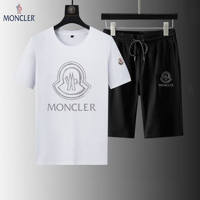 品牌 Moncler 蒙口 2024新款男士短袖短裤套装！官网同步销售！市面高端版本！手感细腻柔软！让你穿着更加舒适！立体裁剪版型超赞！尺码:M-5Xl 下单请