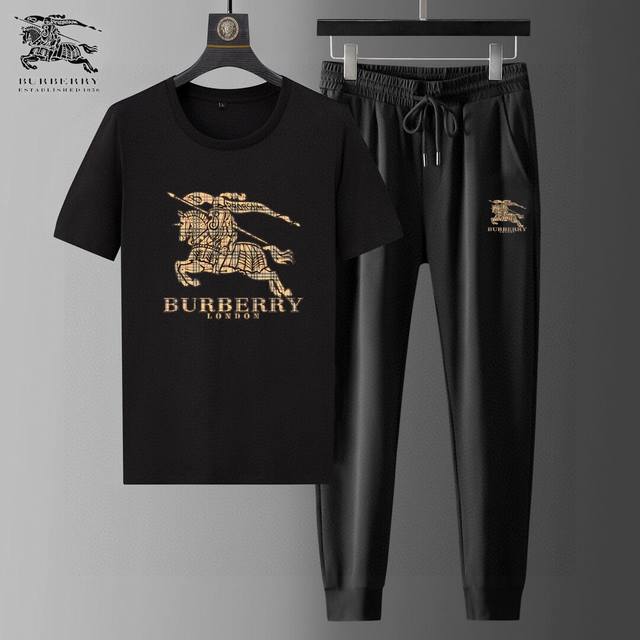 Burberry 巴宝莉 胖子福音 2024官网同款.世界知名奢侈品牌.夏季男士 双丝光 高品质货套装 采用进口原单面料 ，当季时尚潮流款，百搭爆款。简洁大方，