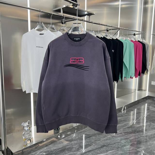 Bal 巴黎 2024秋冬新款 立体硅胶圆领卫衣 420克定制面料 男女同款 S M L Xl Xxl 五个码 水洗黑 水洗紫 水洗蓝 水洗粉