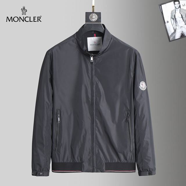 蒙口moncler 2024秋季ss新款男士夹克外套，原单三标齐全高端版本！专柜定制面料 透气舒适度高，细节无可挑剔，品牌元素设计理念，体现高品质。手感细腻柔软