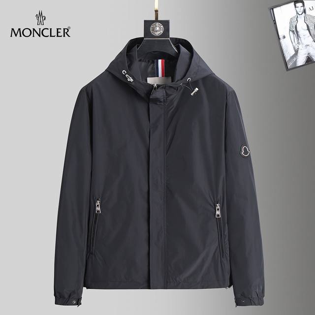 蒙口moncler 2024秋季ss新款男士夹克外套，原单三标齐全高端版本！专柜定制面料 透气舒适度高，细节无可挑剔，品牌元素设计理念，体现高品质。手感细腻柔软