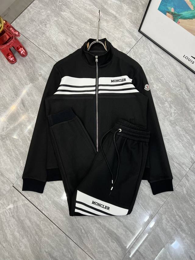 Moncler 蒙口 2025秋冬新品 三标齐全 卫衣卫裤时尚休闲套装 好货不用过多介绍 看细节 专柜码数：M-3Xl 175 140建议l，