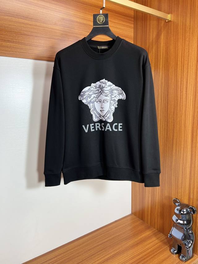 Versace 范思哲 2025秋冬新品 三标齐全 胸前立体植绒印花工艺 380G情侣款圆领纯棉卫衣 好货不用过多介绍 看细节 专柜码数 M-Xxxl 175