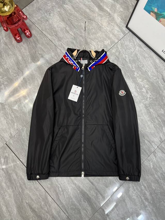 Moncler 蒙口 2025年秋冬新品上新 三标齐全 夹克外套 好货不用过多介绍 看细节 专柜码数：M-Xxxl 175 140建议l