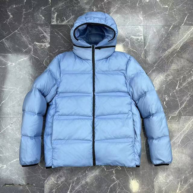 特级羽绒moncler Masac男士短款羽绒夹克外套.面料控必入单品.2024全新科技面料.极致轻量化.超轻超白鹅颈绒填充.清洁度天花板.850+蓬松度. 特