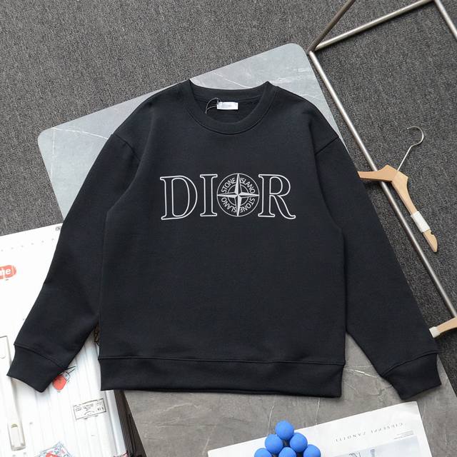 Dior 迪奥印花圆领毛圈卫衣 1:1对版面料420克毛圈高克重百分百纯棉 提前做过预缩水1×1双纱洗一辈子都不会变形的 男女同款 官网细节 石头岛联名字母印花