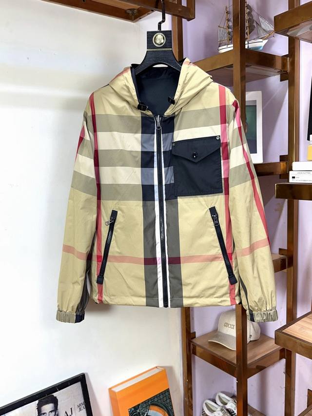 Burberry 巴宝莉 双面原版，官网同款，提前发售！2024Ss新款男士夹克外套，原单三标齐全高端版本，专柜定制面料 透气舒适度高，细节无可挑剔，品牌元素设