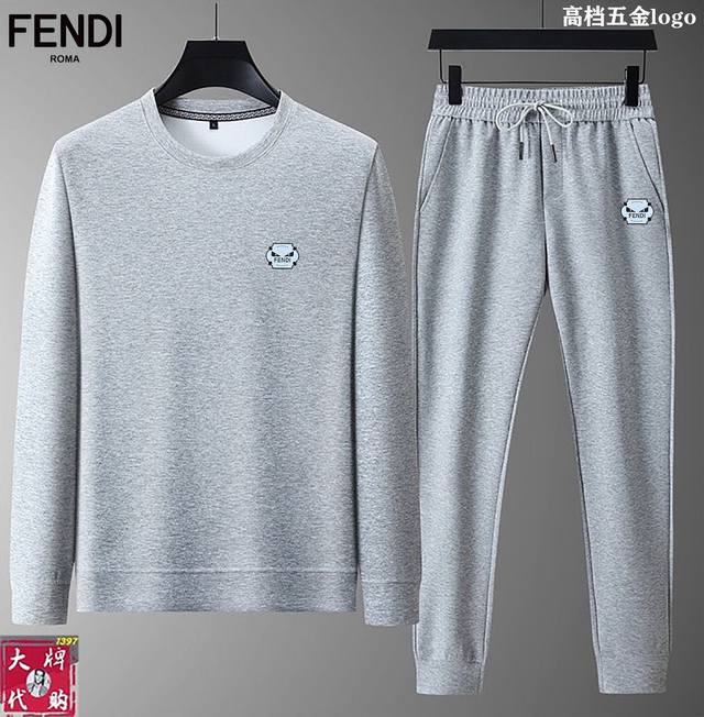 Fendi 芬迪 新款套装！高端定制面料！独家首发新品 ，官网同步米兰走秀款 实物拍摄顶级好货标准码数！最新顶尖官网原单，全新体验 专柜面料立体剪裁 全新五金配