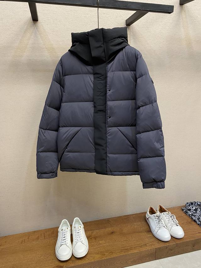 Moncler、秋冬黑马 武士系列madeira 羽绒服 男女同款 现货发售 Moncler蒙口秋冬新款madeira，Madeira羽绒夹克是功能性衣橱的常备