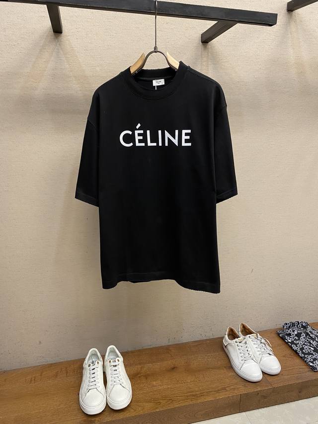 Celine、2024Fw 人气王经典印花logo字母搭配袖口凯旋门半袖t恤 重磅纯棉洗水酵磨破坏工艺os宽松版型 洗涤方式：反面包裹洗衣袋冷水快速机洗！！不得